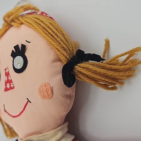 Vintage Stuffed Raggedy Ann Rag Doll Hanger - Picture 7 of 13